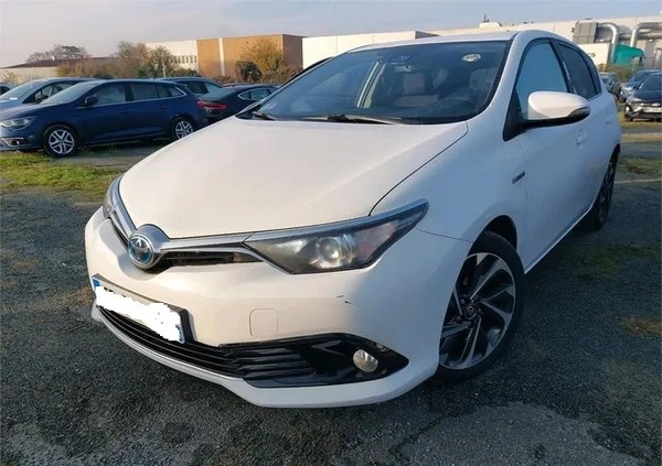 Toyota Auris cena 73800 przebieg: 116000, rok produkcji 2017 z Gdynia małe 11